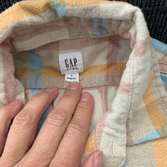 Spring Boys flannel size 5, the Gap - Picture 2 of 3